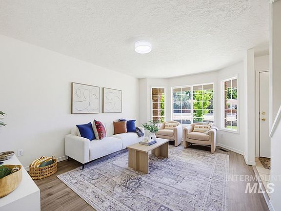 2nd image of 1403 S Division Ave #A