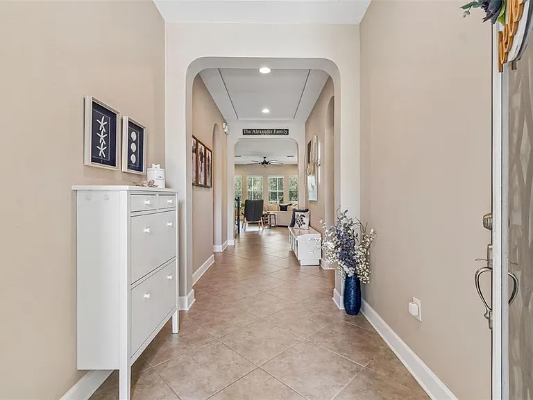 4123 Windcrest Dr — Photo 6