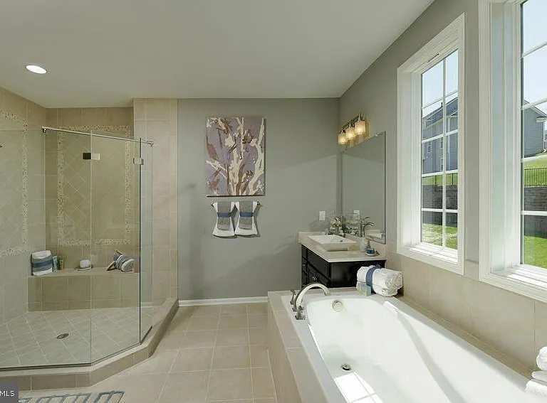 141 Coachman Cir — Photo 23