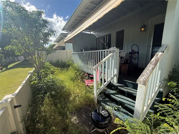 98-835 Kaonohi St APT C, Aiea, HI 96701