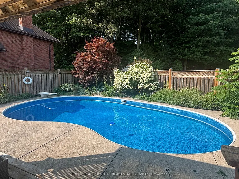 4 Sunhaven Ct — Photo 2