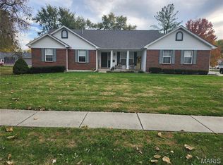 1420 W Main St, Bowling Green, MO 63334