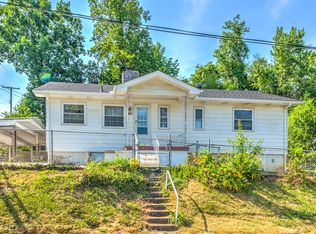 301 E Farragut Rd, Oak Ridge, TN 37830