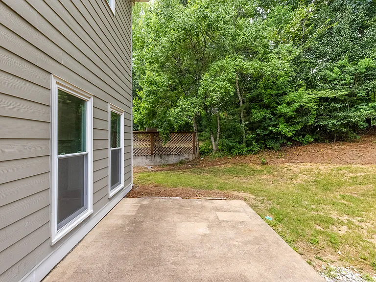 380 Belmont Chase Ct — Photo 43