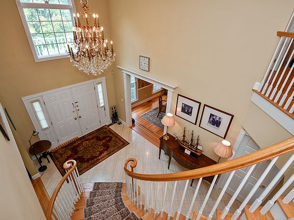 5th image of 22 Eagle Ct