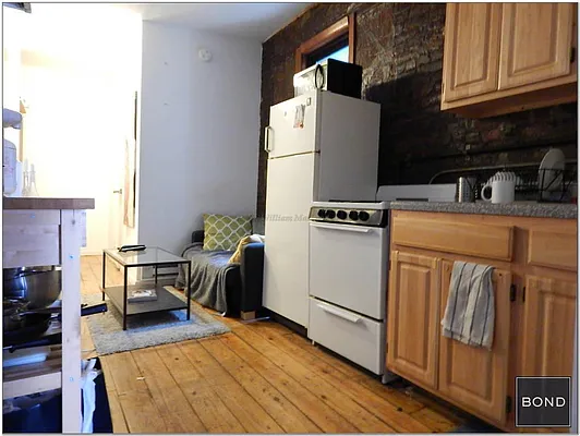 Rented by Bond New York | media 21