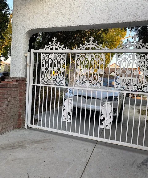 1327 Allen Ave — Photo 10