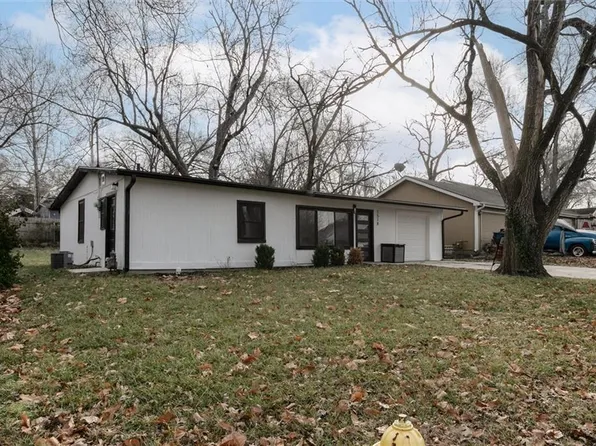 1518 Harper St, Lawrence, KS 66044