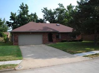 1209 W Wayland St, Springfield, MO 65807
