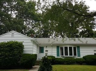 157 Bardsley St, Fall River, MA 02723