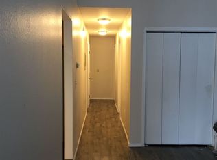 2801 Iris Dr, Anchorage, AK 99517