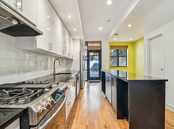 2nd image of 143 W 123rd St #1