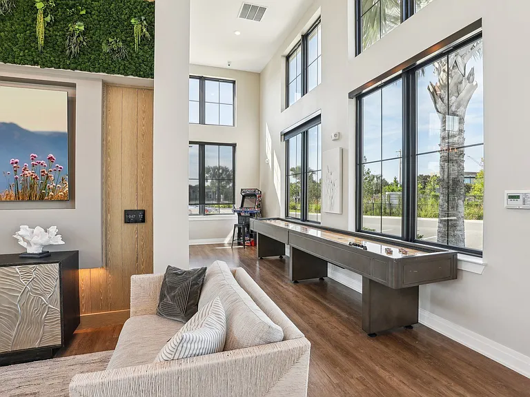 Drift Luxury Apartment Homes — Photo 35