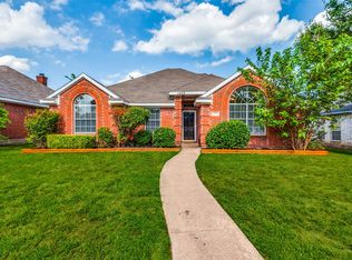 1402 Pintail Dr, Desoto, TX 75115