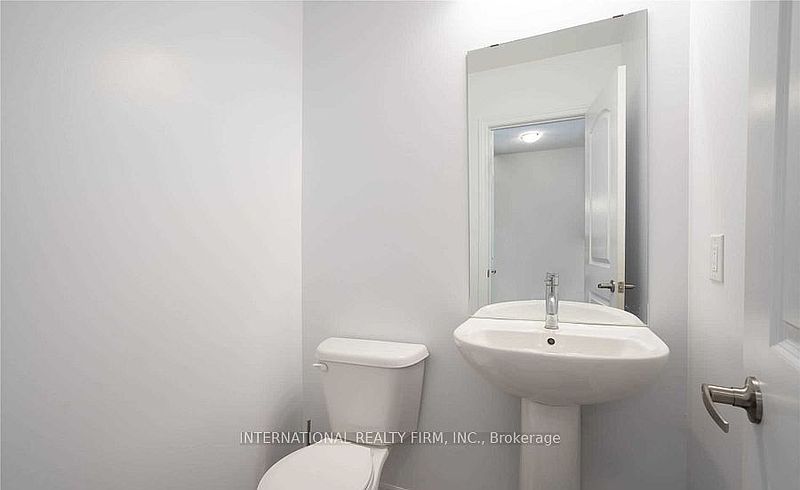 Southgate House for rent - 4 Bedrooms — photo 4
