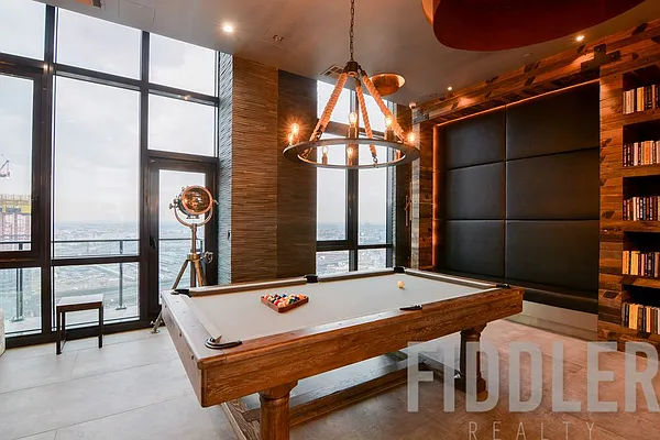 Rented by Fiddler Realty | media 209