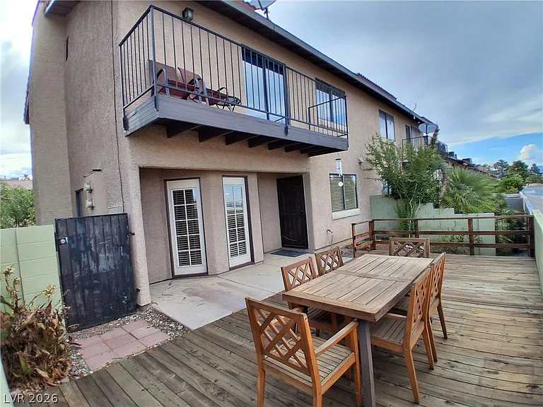 3958 Delos Dr — Photo 23