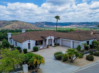 3862 Flowerwood Ln, Fallbrook, CA 92028