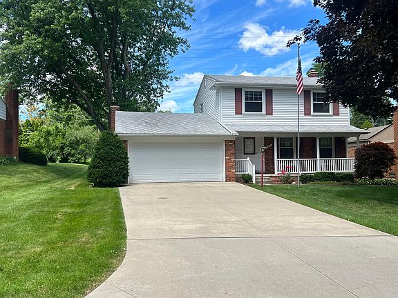 2nd image of 329 Edison Ave