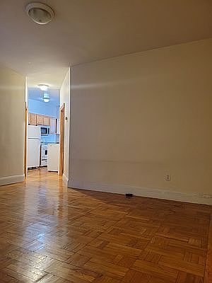 4th image of 226 W 108th St APT 1B