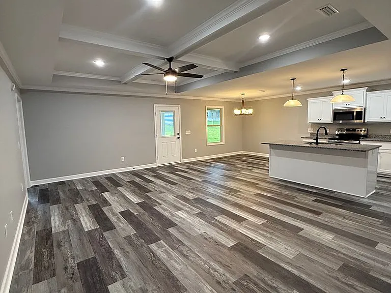 101 Brandi Ave — Photo 12