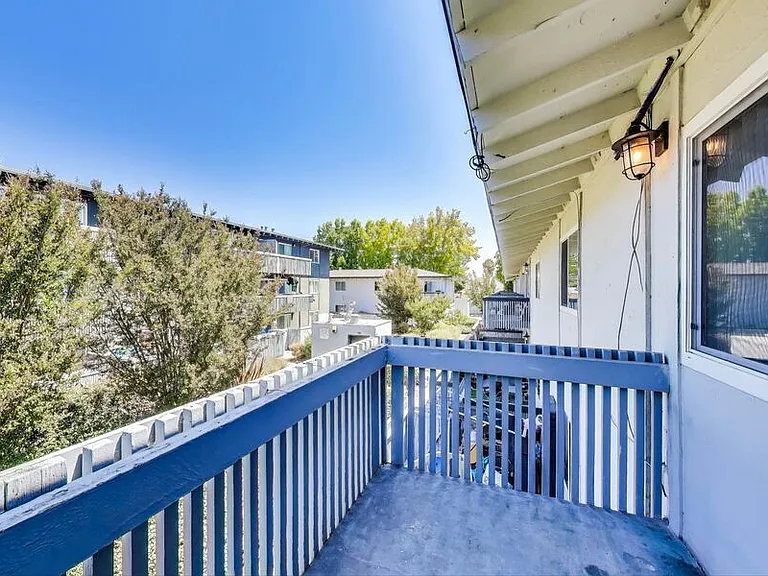 35750 Bettencourt Street — Photo 15