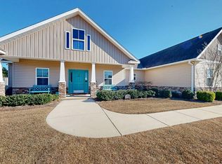 105 Halls Creek Ln, Dothan, AL 36301