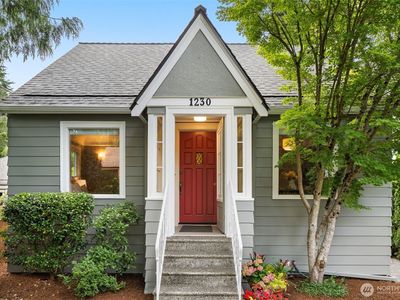 1230 NE 100th Street, Seattle, WA, 98125
