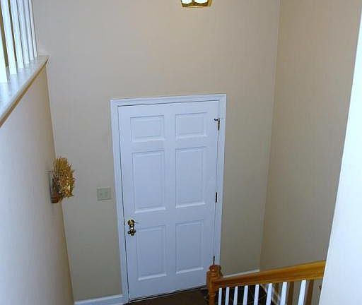 3rd image of 537 Aragona Dr