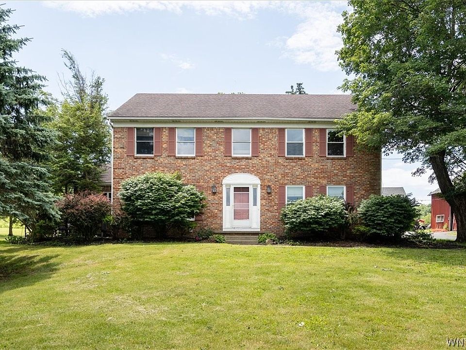 1st image of 534 Akron Rd
