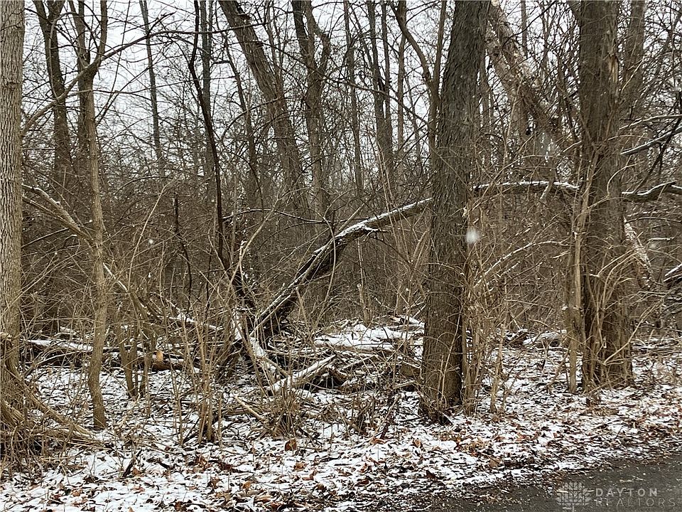 2nd image of 0 W Heincke Rd