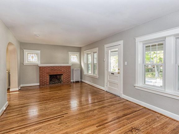 3rd image of 7540 Lovella Ave