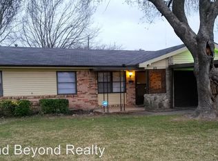 704 Yale Dr, Lancaster, TX 75134