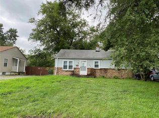 802 Howell Ave, Cahokia, IL 62206