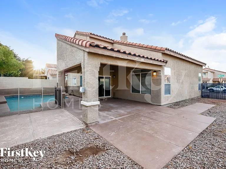 2145 Hookcross Cir — Photo 18