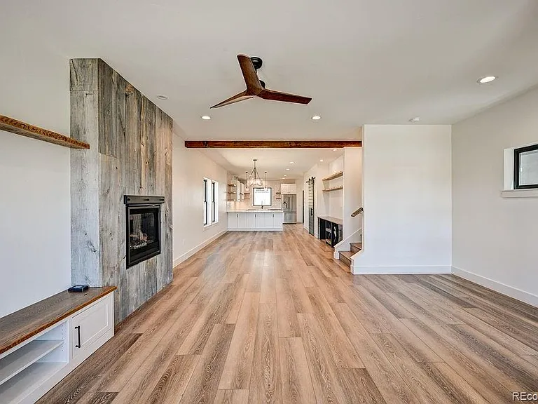 424 Pinon St — Photo 5