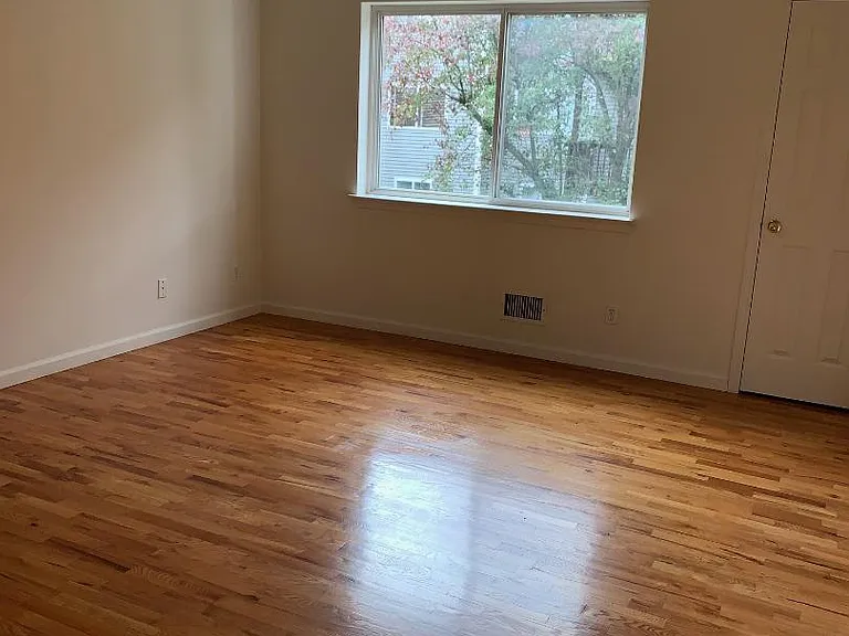 25 College Ave #512 — Photo 12