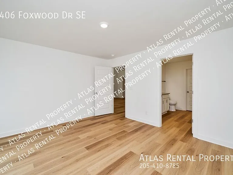 4406 Foxwood Dr — Photo 13