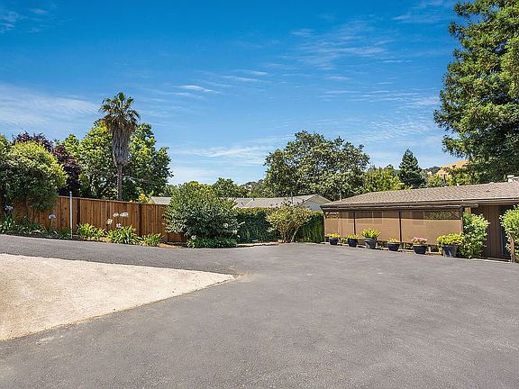 5th image of 3330 Estudillo St