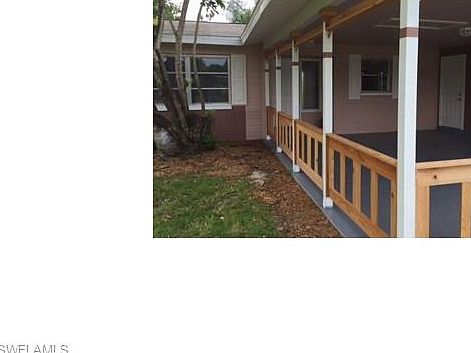 4th image of 409 NE 13th Pl