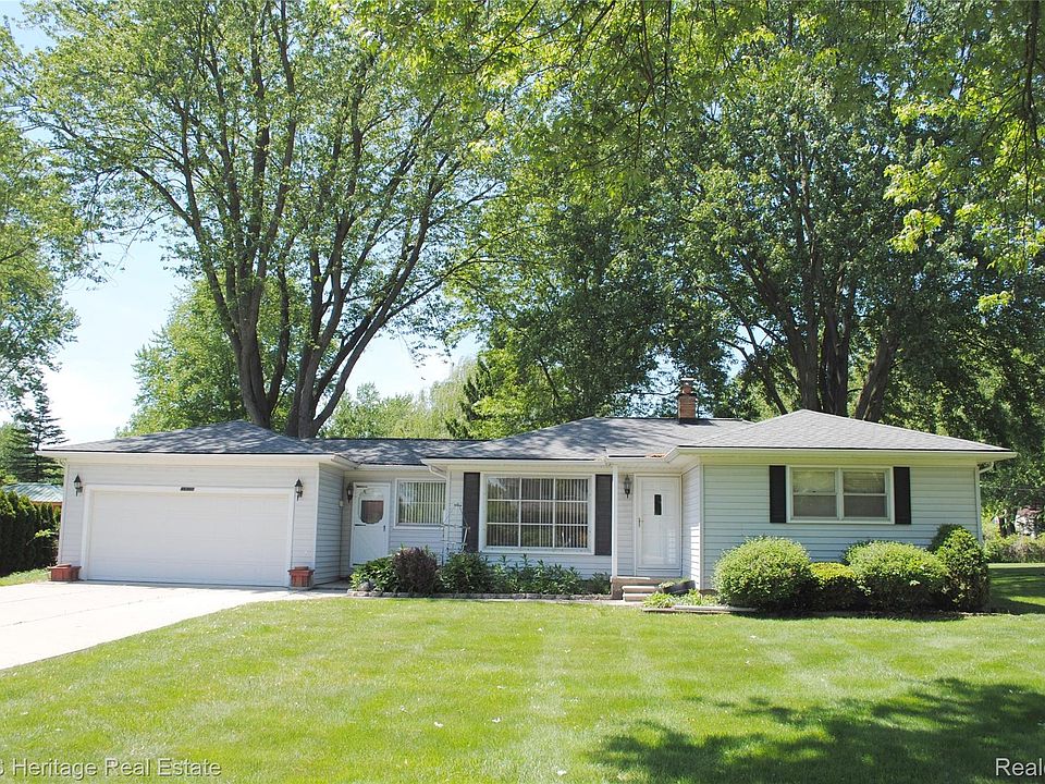 1st image of 15507 Park Ln