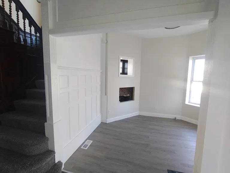 2323 Patterson Ave — Photo 8