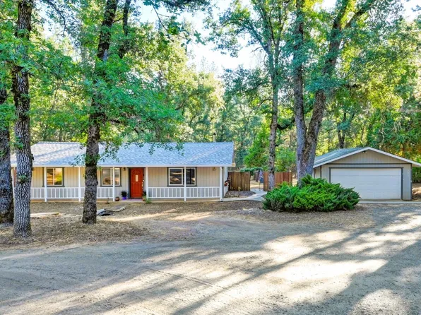 5551 Rainier Dr, Garden Valley, CA 95633