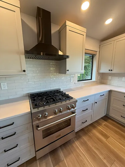 2 bed, 2595 sqft, $3,750 — Photo 4