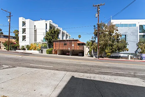908 N San Vicente Blvd #3 Photo 1