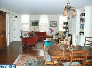 1617 Spruce St APT 300, Philadelphia, PA 19103