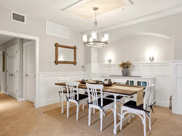 3163 Serena Ln APT 102, Naples, FL 34114