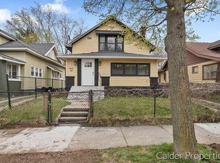 1948 Collins Ave SE, Grand Rapids, MI 49507