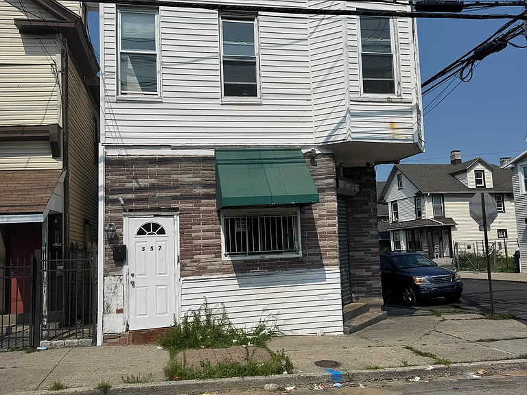 357 Harral Ave #1 — Photo 16