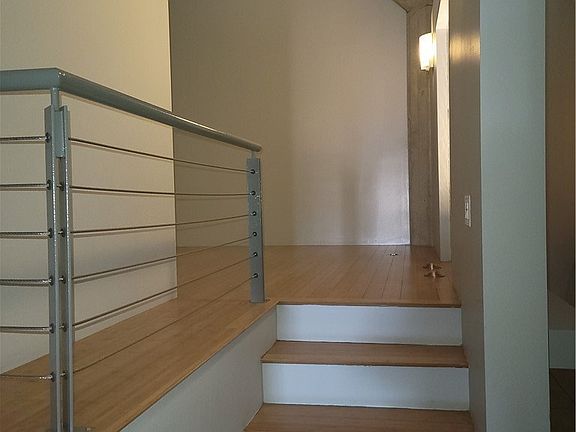 5th image of 115 W 4th St Unit 409